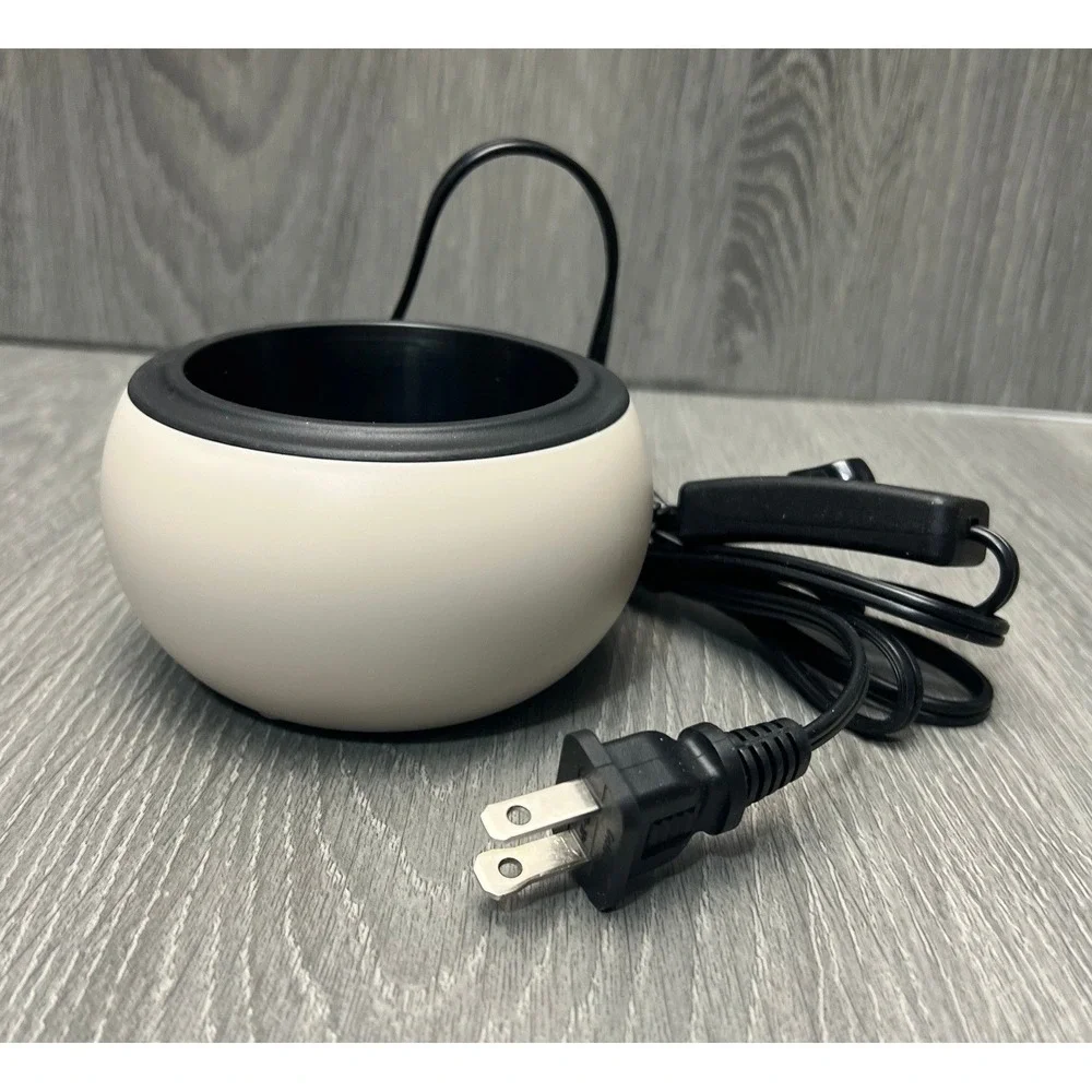 Scentsy Mod Warmer Taupe Electric Wax Melter 85094 Minimalist Round